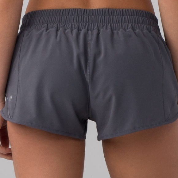 NWT SLTE LULULEMON HOTTY HOT SHORT II - - Size 10 - Picture 5 of 7